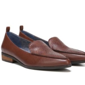 Dr. Scholls never worn memory foam flats!!!